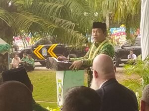 Bayi dan Lansia di Balangan Diberikan Susu Gratis