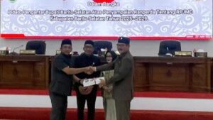 DPRD Barsel Gelar Rapat Paripurna Bahas Raperda RPJMD 2025–2029