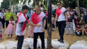 Wakil Ketua DPRD Barsel Hadiri Jalan Santai HUT Bhayangkara Ke-79