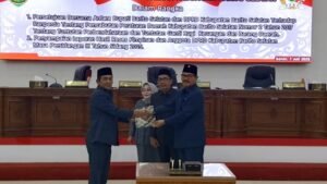 Wabup Barsel Sampaikan Pidato Bupati Soal Pencabutan Perda TGR Tahun 2017
